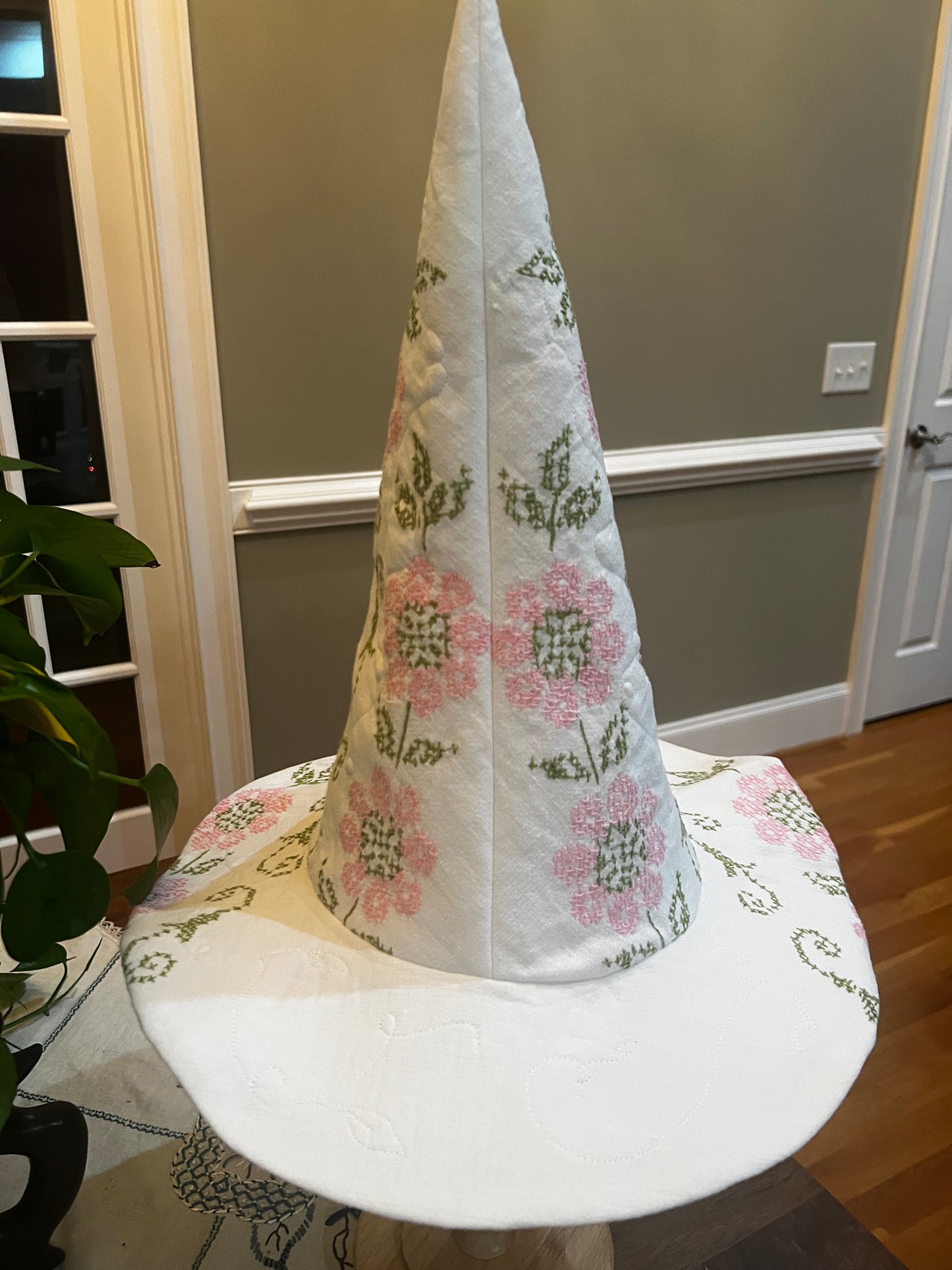 Light pink and green witches hat